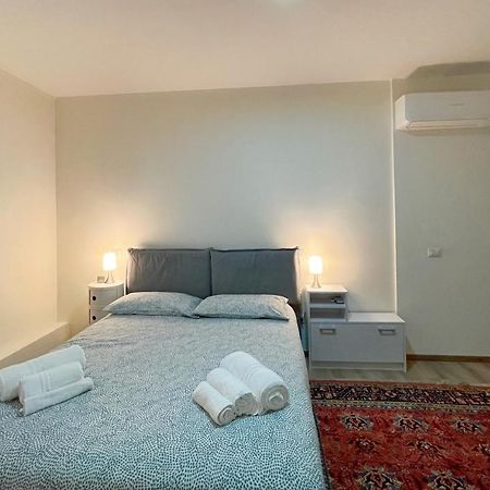 Extravaganza Room And Suite Apartment City Center Cagliari Zewnętrze zdjęcie