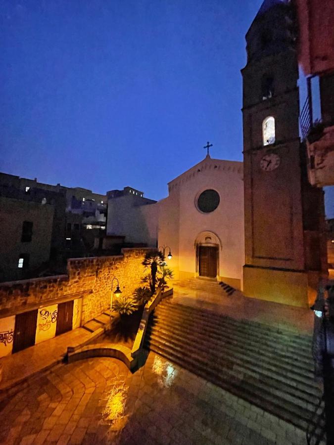 Extravaganza Room And Suite Apartment City Center Cagliari Zewnętrze zdjęcie